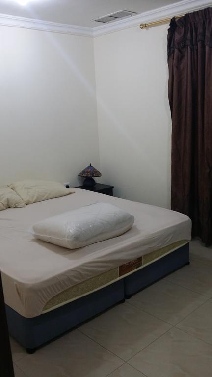 Red Tower Furnished Apartments Mahboula Rum bild