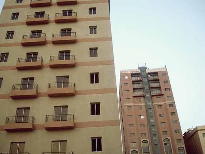 Red Tower Furnished Apartments Mahboula Exteriör bild